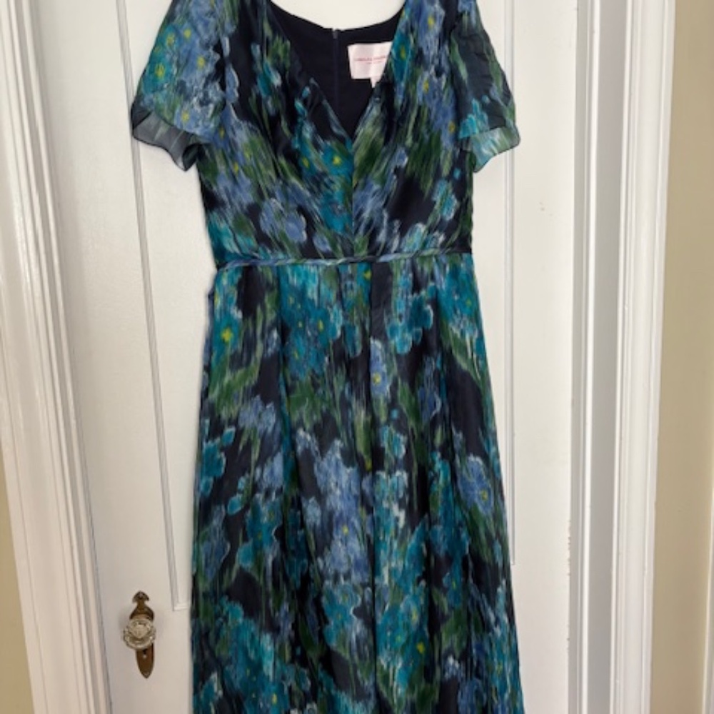 NWT Carolina Herrera V-Neck Silk Midi Dress